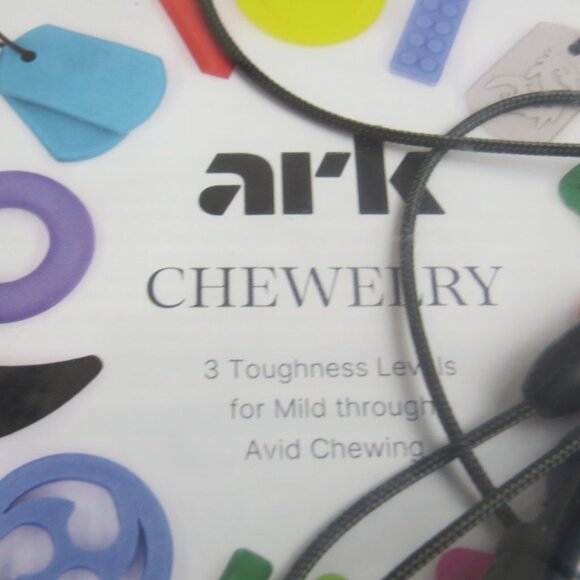 ARK Bite Saber® Sensory Chewelry Necklace, Black for Moderate Chewing NEW - Picture 4 of 6